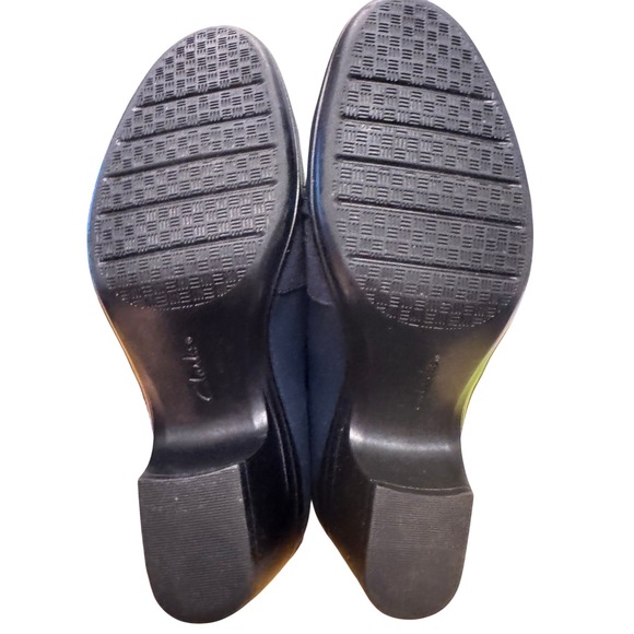 Clarks Collection Navy Blue Dark Academia Leather Slip On Block Heel Shoes 8.5 - Picture 6 of 16